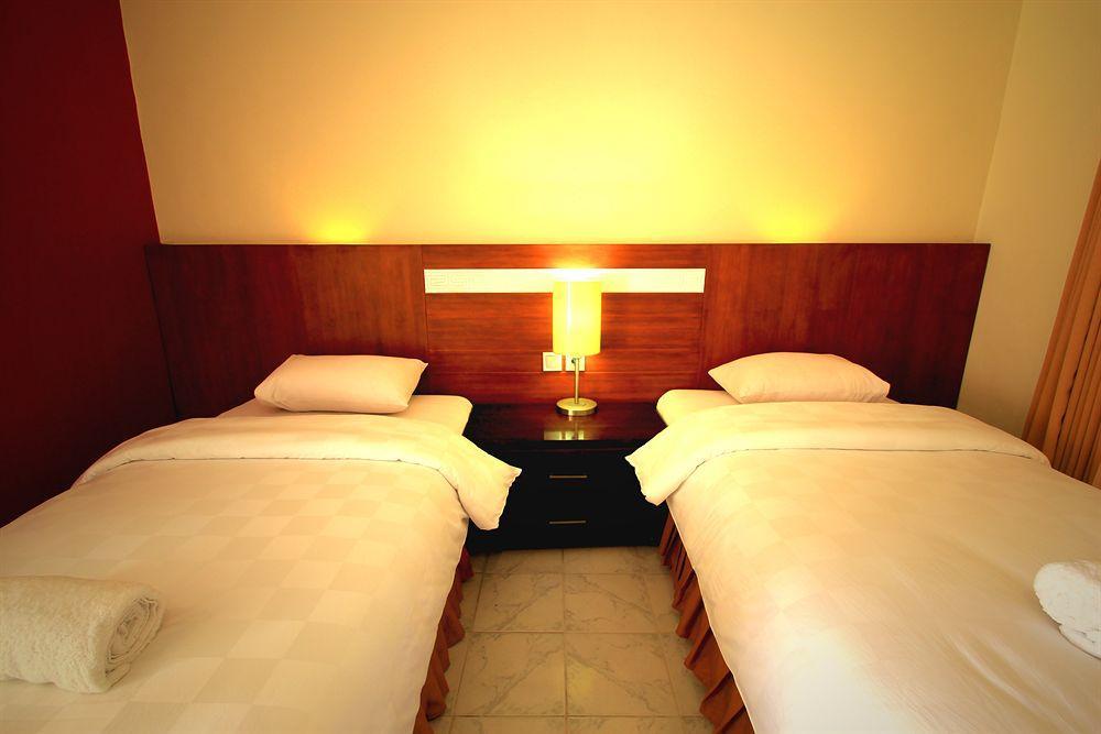 Jesens Inn I กูตา ภายนอก รูปภาพ
