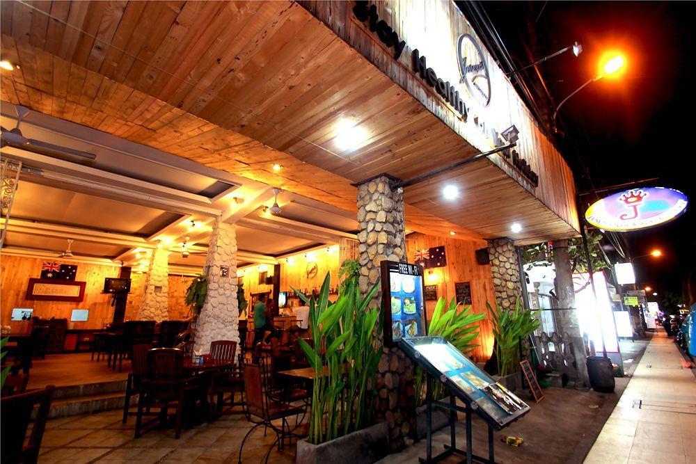 Jesens Inn I กูตา ภายนอก รูปภาพ